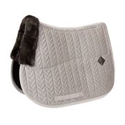 SKIN FRIENDLY SADDLE PAD VELVET JUMPING BEIGE KENTUCKY SKIN FRIENDLY SADDLE PAD VELVET JUMPING BEIGE KENTUCKY